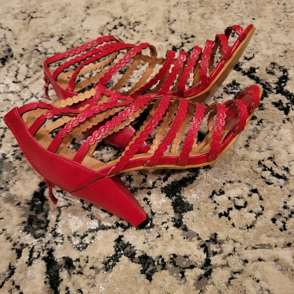Ny vip women's red heels - Picture 2 of 6